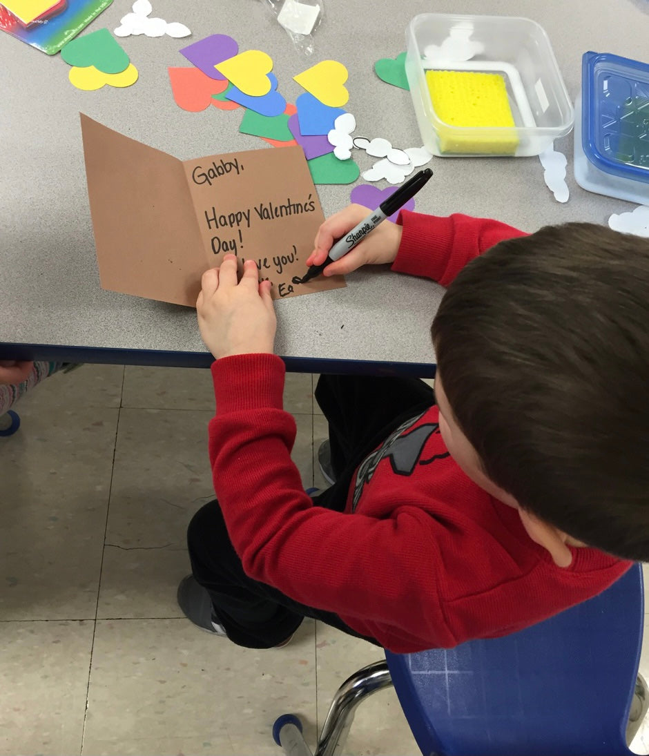 SHAPES ETC. Baby Heart Tri-Color Creative Cut-Outs- 2