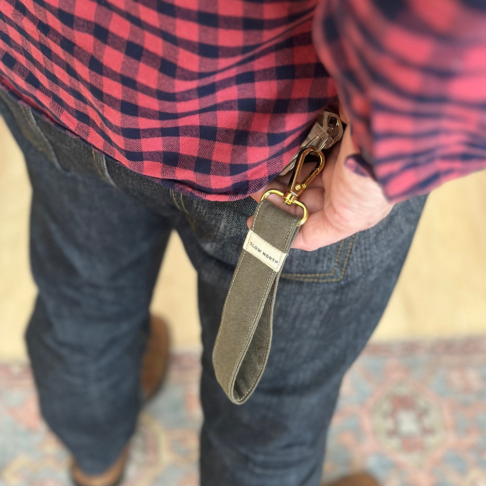 Nøglering med armbånd - Oliven