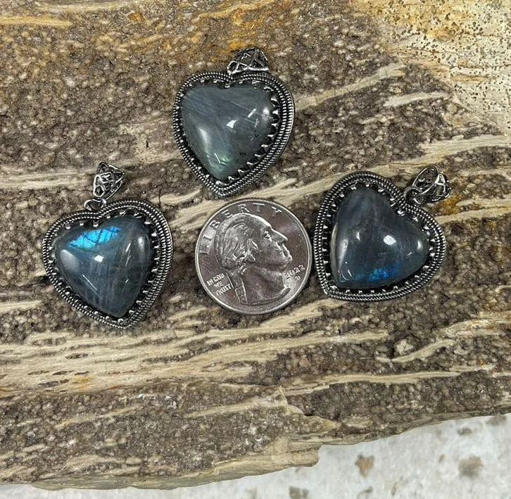 Heart Gemstone Pendant 26x26mm (1pc) Amethyst, Rose Quartz, Labradorite-3